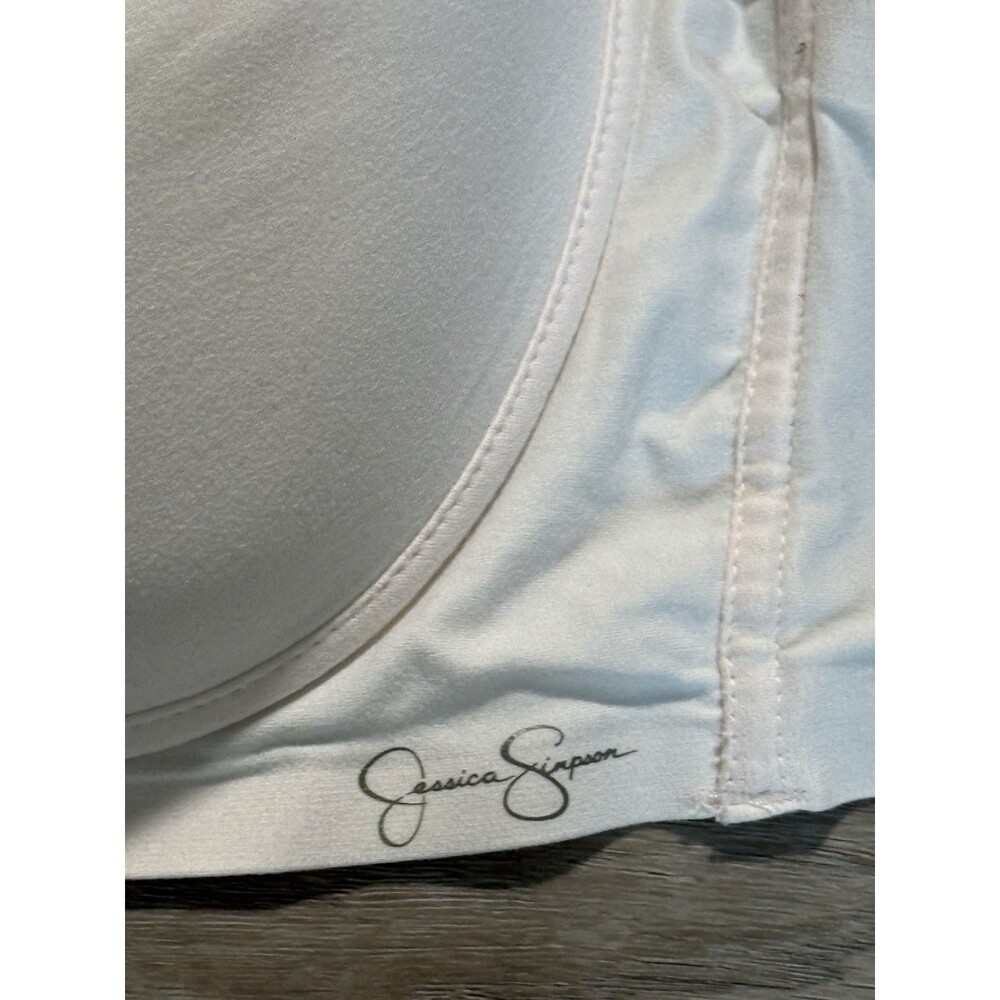 Jessica Simpson 40D Nude T-Shirt Bra Underwire Smooth Full Coverage - Picture 8 of 9